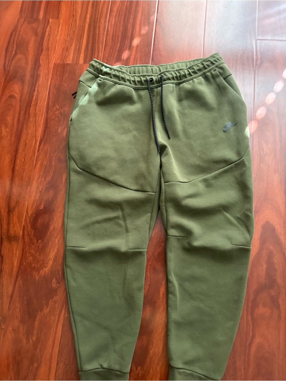 Nike Men's Olive Green Jogger Sweatpants
